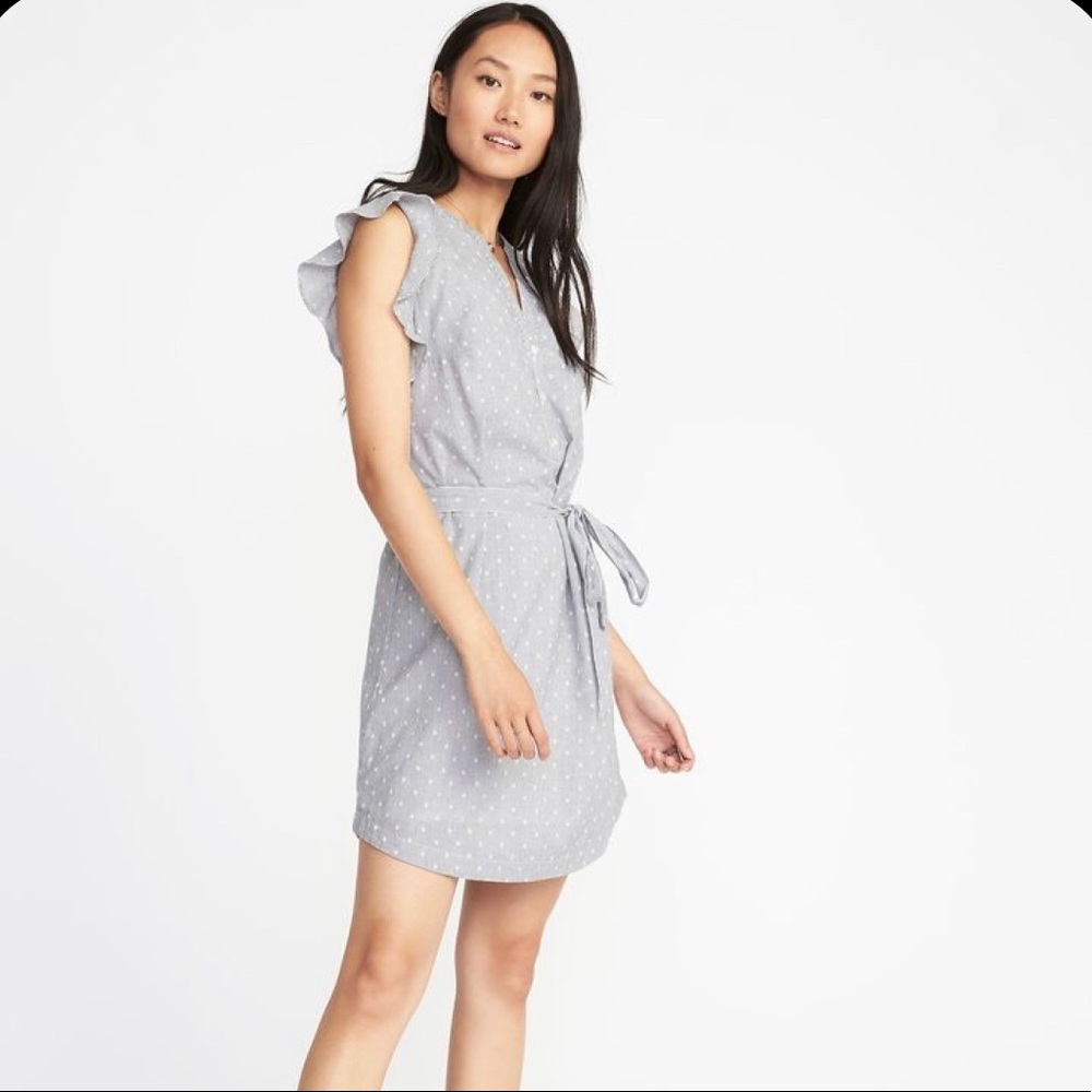 Clip-Dot Tie-Belt Shirt Dress
Blue Stripe